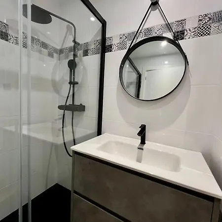 Daire Estiloso Junto Al Mar Santoña