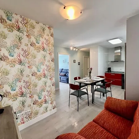 Daire Estiloso Junto Al Mar Santoña